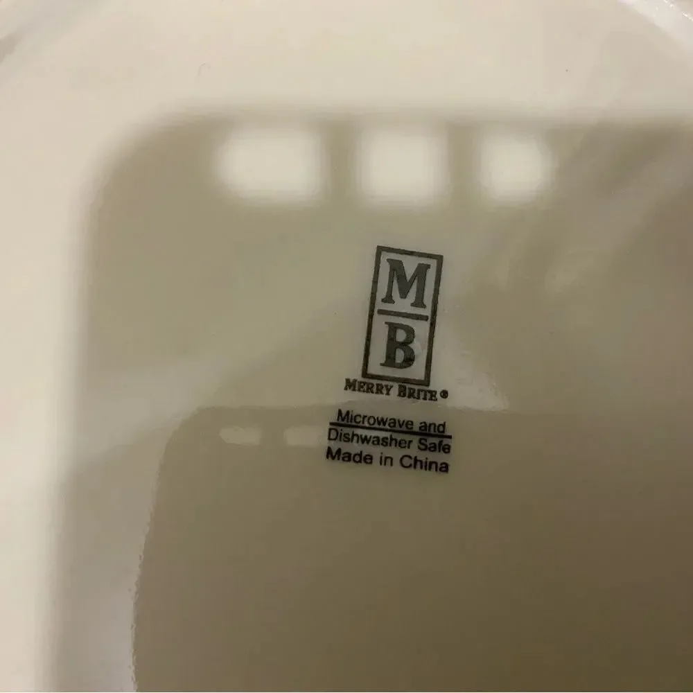 Vintage Merry Brite Christmas Salad Dessert Plates Holiday  A14